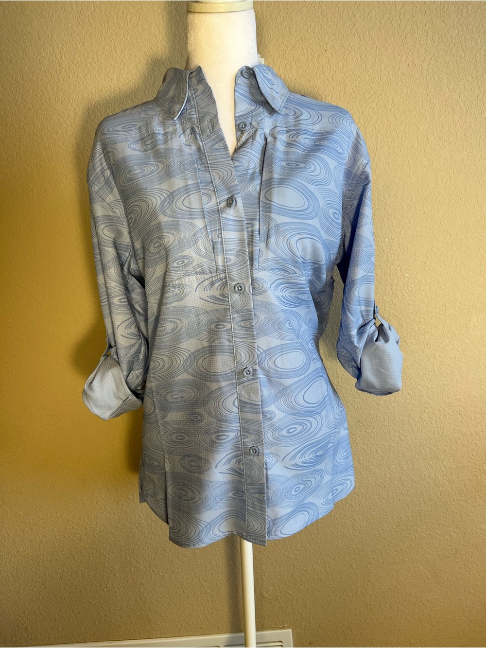 Light Blue Patterned Button-Up Performance Shirt NWT
